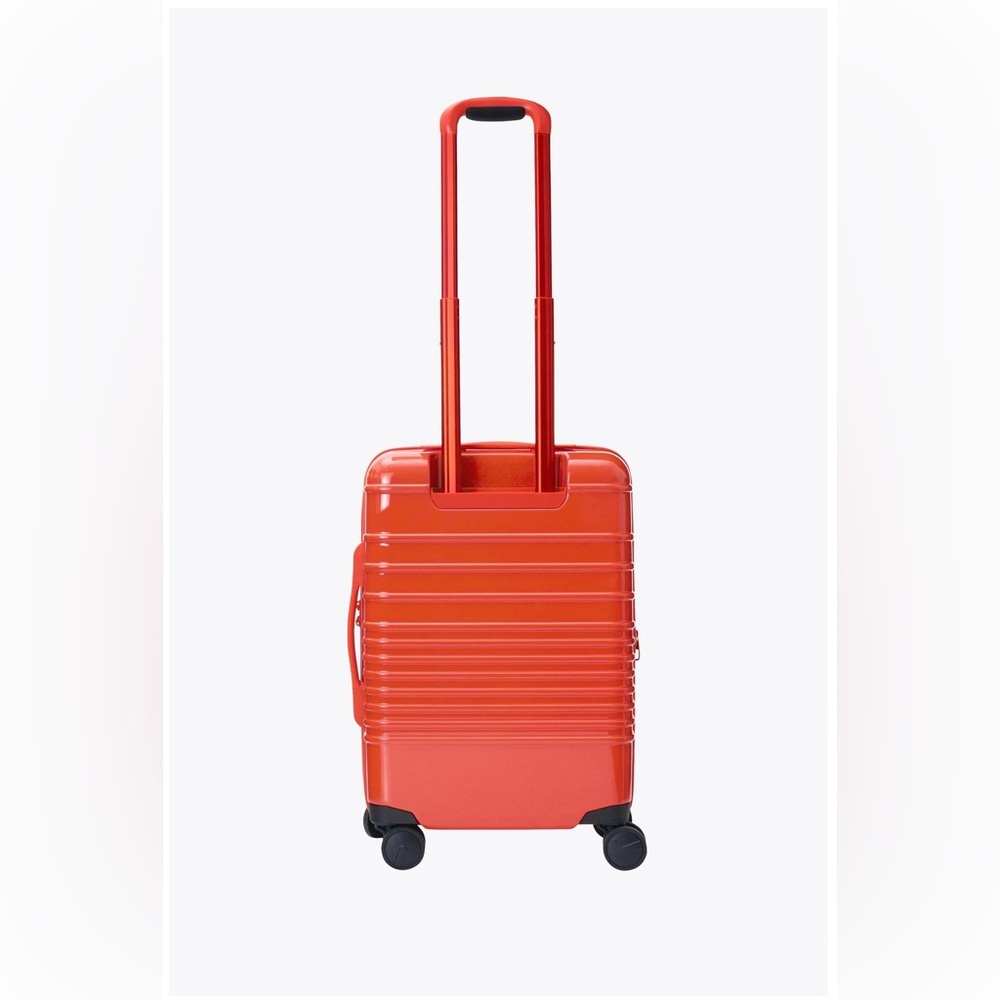 LIMITED EDITION Béis Carry-on Roller in Glossy Flame with luggage cover - Picture 3 of 7